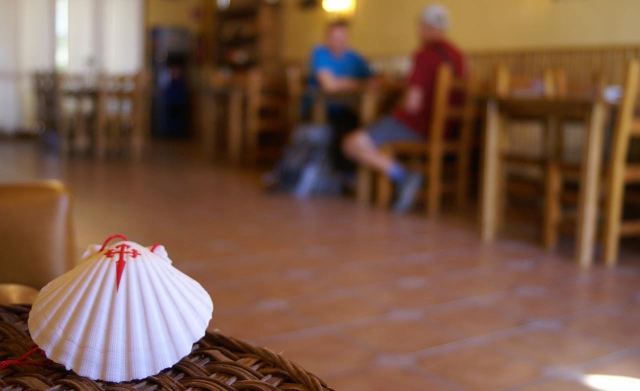 Hostal Camino Del Perdon Uterga Luaran gambar