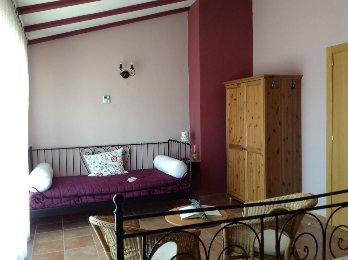 Hostal Camino Del Perdon Uterga Luaran gambar