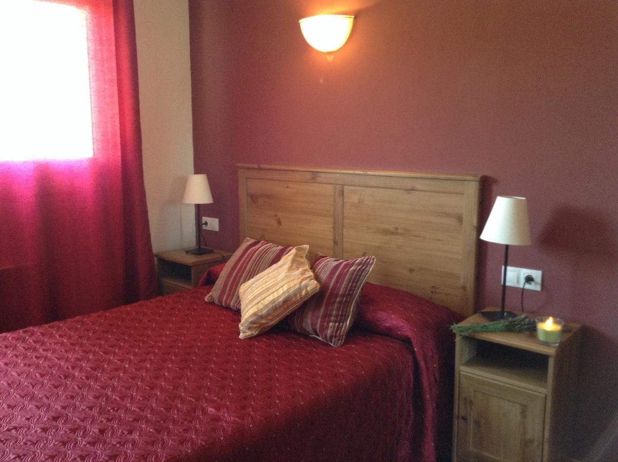 Hostal Camino Del Perdon Uterga Luaran gambar