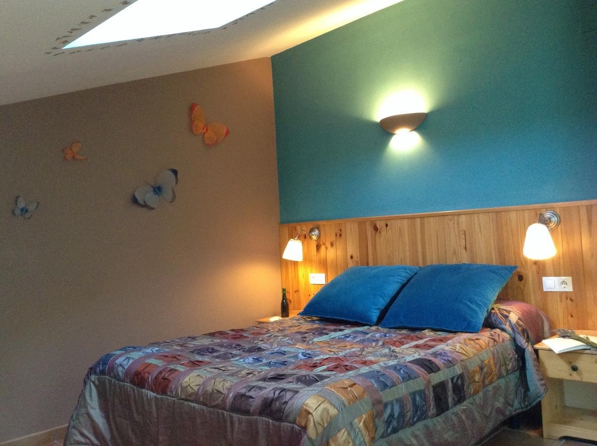 Hostal Camino Del Perdon Uterga Luaran gambar